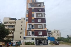 YVK GRAND INN Kukatpally