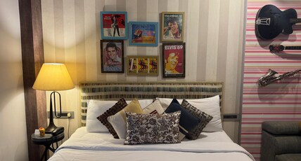 Hotel Pramod House of Classics Room Type - Fifty Shades of Grey