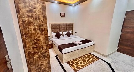 Govindam Royal Stay Room Type - Deluxe Room