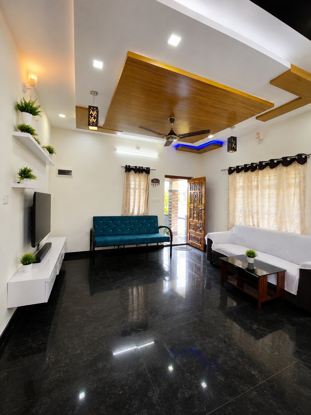 Spacious 10-Guest Home | Near Sasihithlu Beach - Tap to explore photos