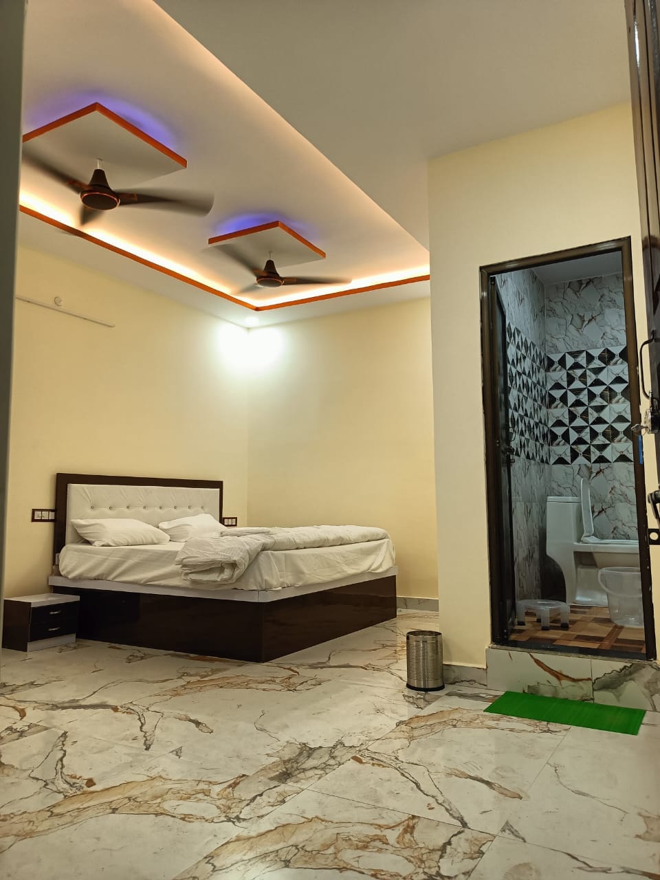 New Residency Palace Ayodhya - Tap to explore photos