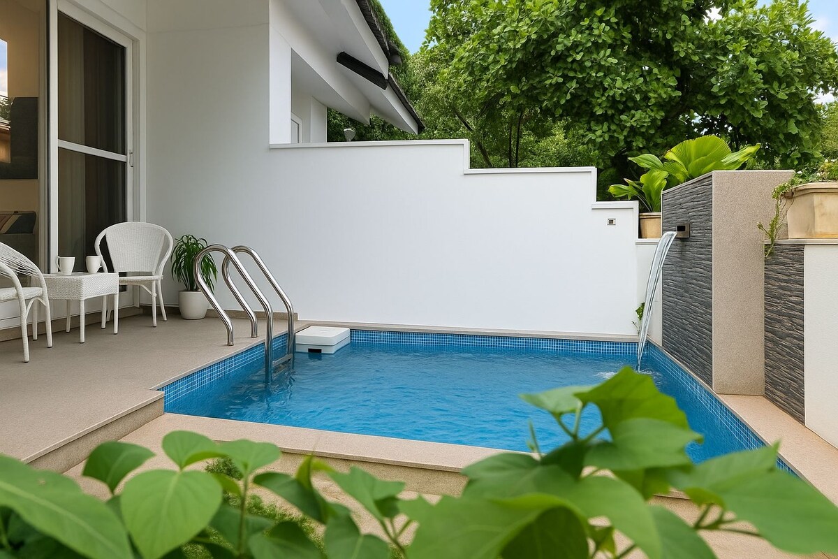 COCO-2.5 bed pvt pool villa close to Vagator beach - Tap to explore photos