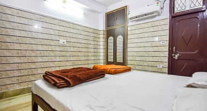 BABA SITARAM ASHRAM Room Type - AC Double Bed Room with Bathroom