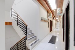 Collection O near Stadion Maguwoharjo formerly Simple Living