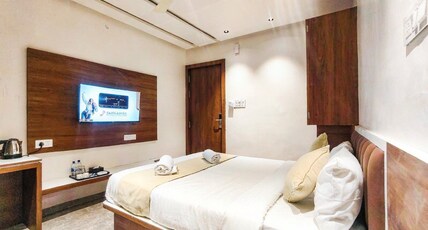 Hotel Narayanee Room Type - CLASSIC ROOM