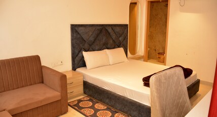 The Kuber Hotel Room Type - Super Deluxe Room
