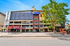 FabHotel Skyland I
