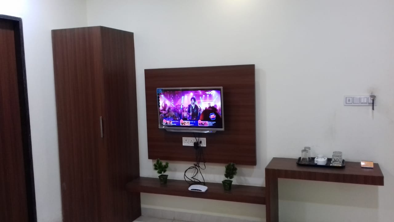 Hotel Dev Residency - Tap to explore photos