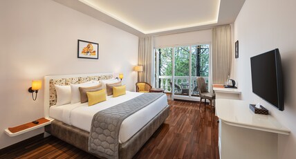 WelcomHeritage Santa Roza Kasauli Room Type - Deluxe Room (Forest View)
