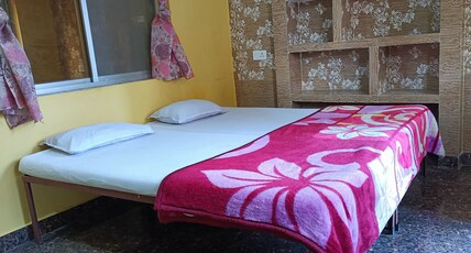 Monika Mansion Bodhgaya Room Type - Deluxe AC Room with private bathroom & balcony