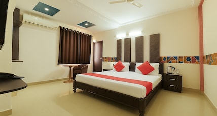 Hotel Omni Plaza Room Type - Executive Double Room Hotel Omni Plaza Room Type - Executive Double Room