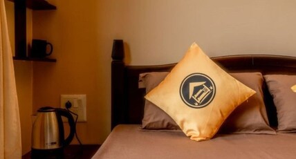 The Hosteller Bam Udaipur, Artist House Room Type - Deluxe Double Room