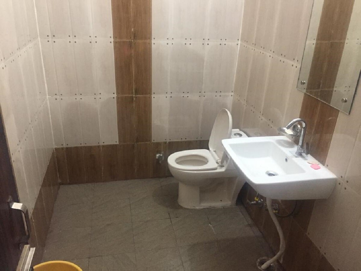 Hotel Day Night - Tap to explore photos