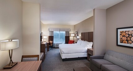 Holiday Inn Express & Suites Austin NW - Four Points, an IHG Hotel Room Type - 2 Queen Suite Comm Access
