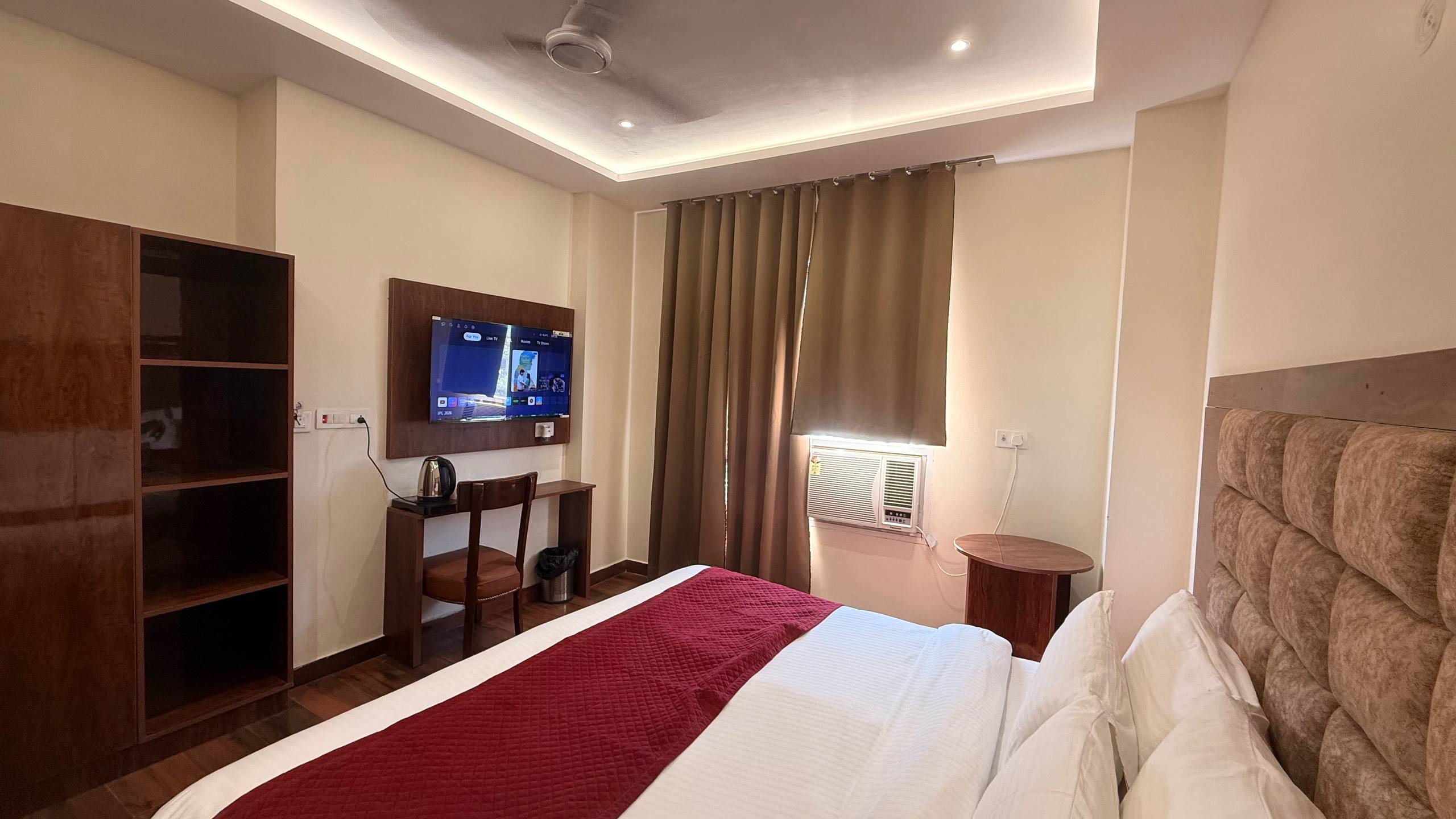 Hotel Sanskar - Tap to explore photos