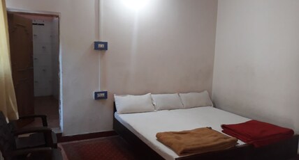 Uttam Room Type - Deluxe Ac Room
