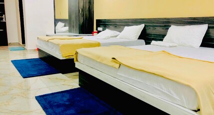 OM GAURI RESTAURANT & ROOMS Room Type - Four Sharing Room