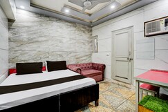 Hotel O ANANT ONE HOTEL AND BANQUETS