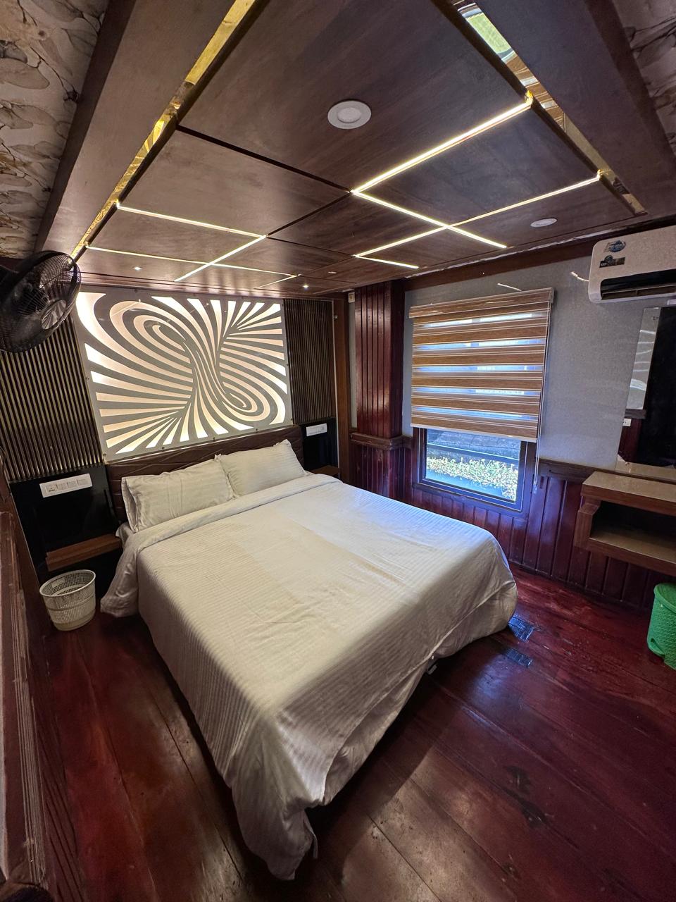 Xenia Cruises - Tap to explore photos