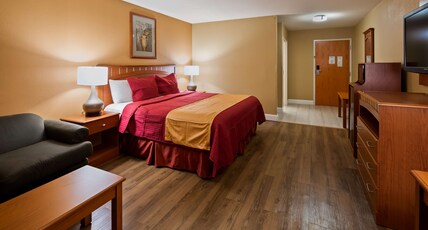 Best Western Denton Inn Room Type - 1 King Bed, Non-Smoking, High Speed Internet Access, Microwave, Refrigerator, Work Desk, Continental Best Western Denton Inn Room Type - 1 King Bed, Non-Smoking, High Speed Internet Access, Microwave, Refrigerator, Work Desk, Continental