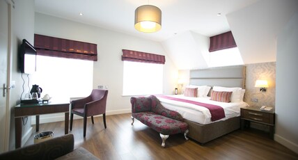 The Pillar Hotel Room Type - Executive Double or Twin Room