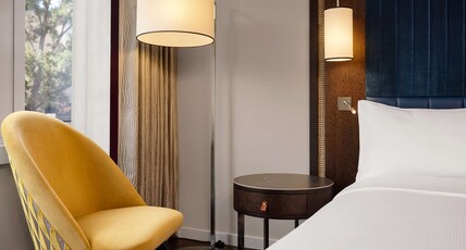 Hilton Vienna Danube Waterfront Room Type - KING ACCESSIBLE ROOM