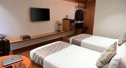 Hotel GS Plaza Room Type - SUPER DELUXE (TWIN BED)