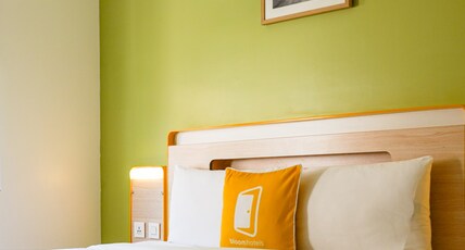 Bloom Hotel - Calangute Room Type - Value King
