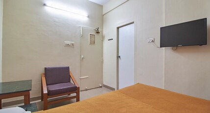 Hotel Vinayak Room Type - Premium Non AC