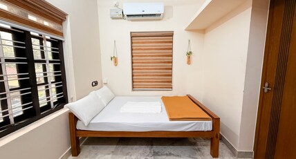 Bils Inn Varkala Room Type - Cozy Non AC Budget Room
