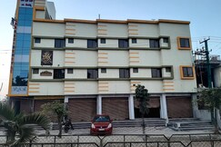 LNR RESIDENCY