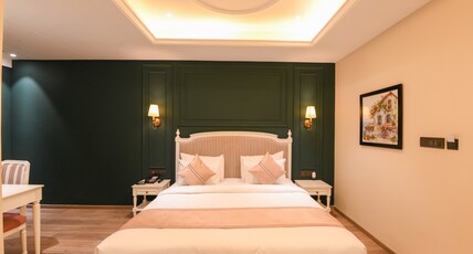 The Sunder Palace - Jaipur City Centre Hotel Room Type - Grand Luxury Room