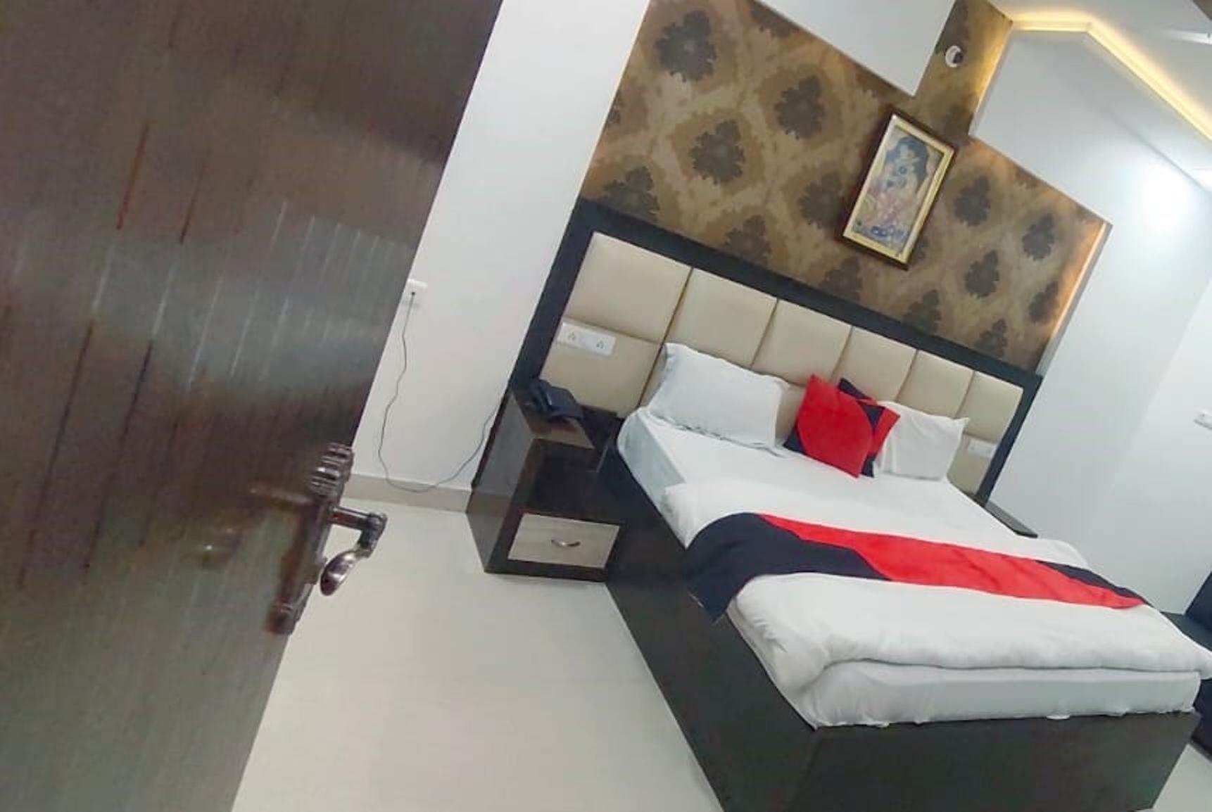 Anand Sewa Dham - Tap to explore photos