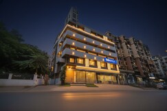 FabHotel Liwa International - Nr. Mumbai International Airport