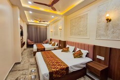 Darshan Residency | Walkable to Kashi Vishwanath Temple
