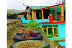 Hotel Lotus 