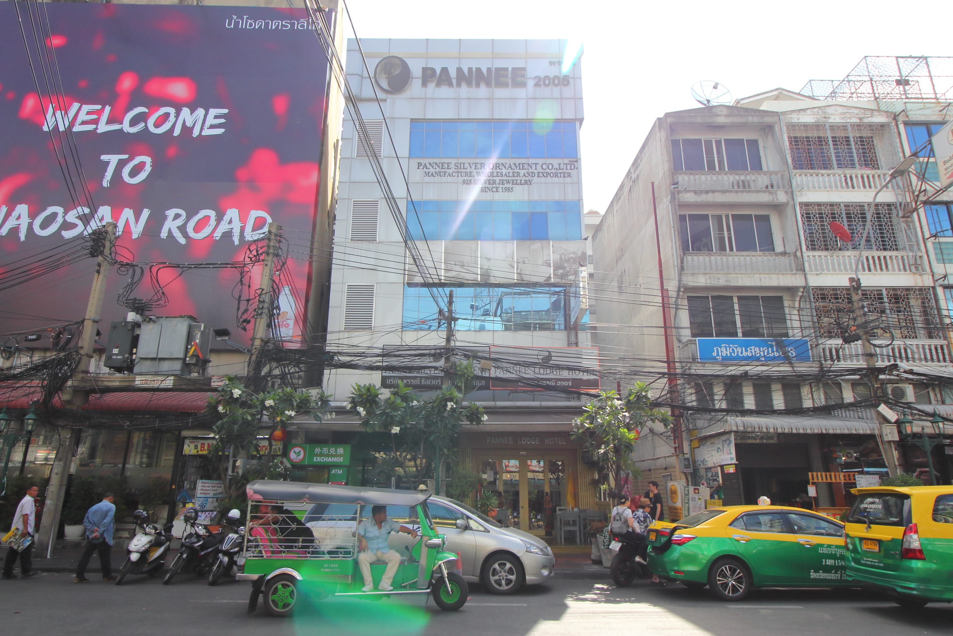 Pannee Lodge Khaosan (SHA Plus) - Tap to explore photos
