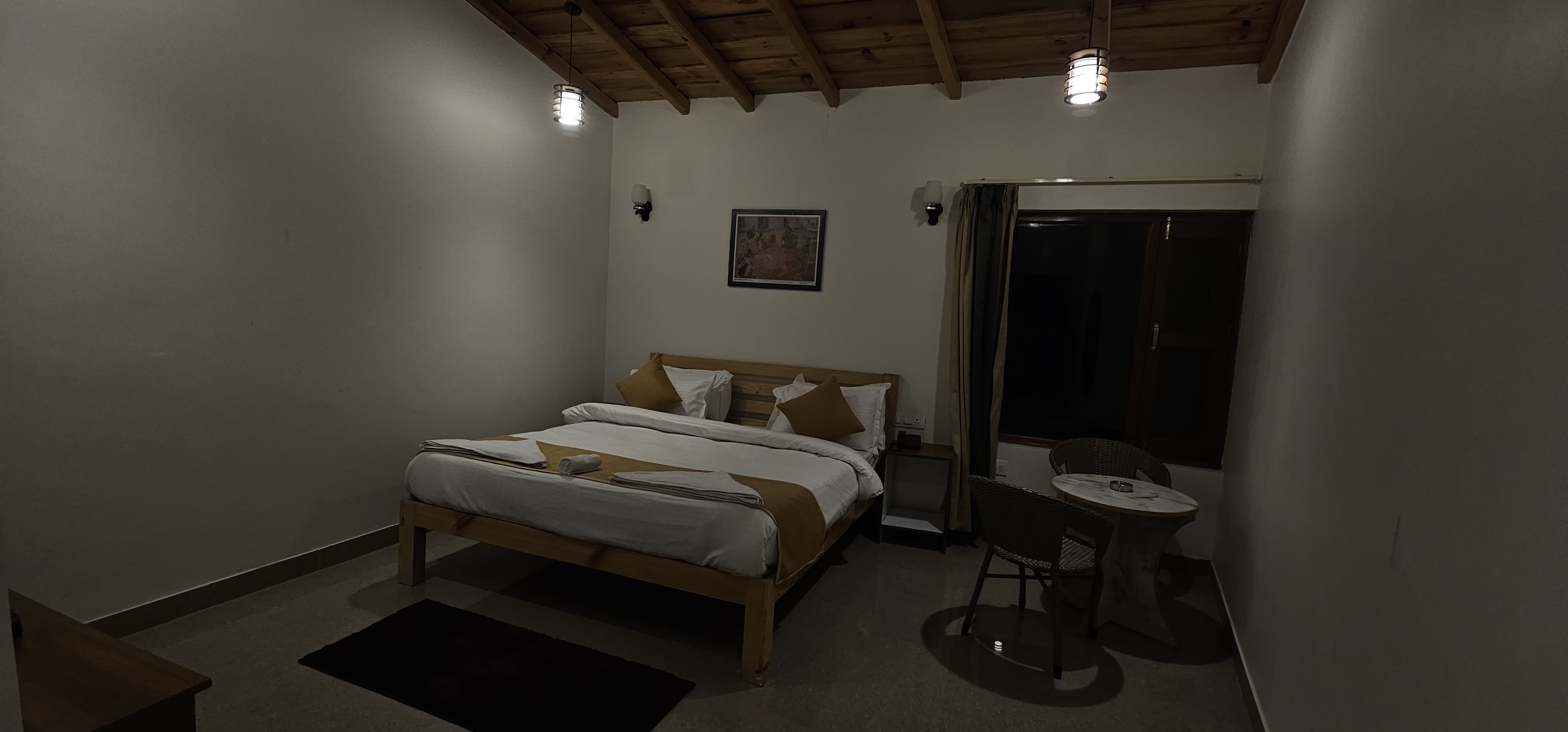 Hotel Vardaan Hills - Tap to explore photos