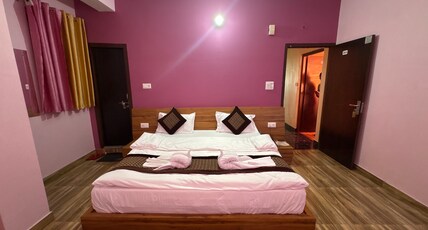 Hotel Rishabh Room Type - Bedroom 7