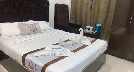 The JK Hotel Room Type - Deluxe Ac Room