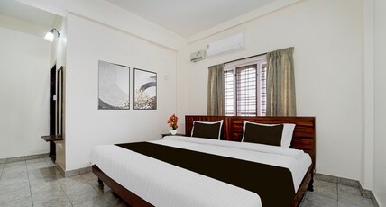 Hotel O Pathanamthitta Near Mahatma Gandhi Statue Room Type - Classic