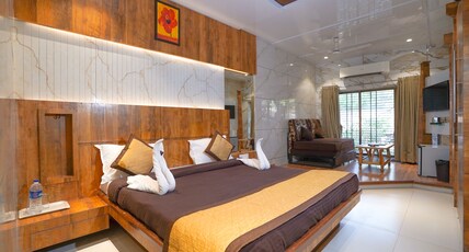 Hotel Kumar Plaza Room Type - AC EXECUTIVE