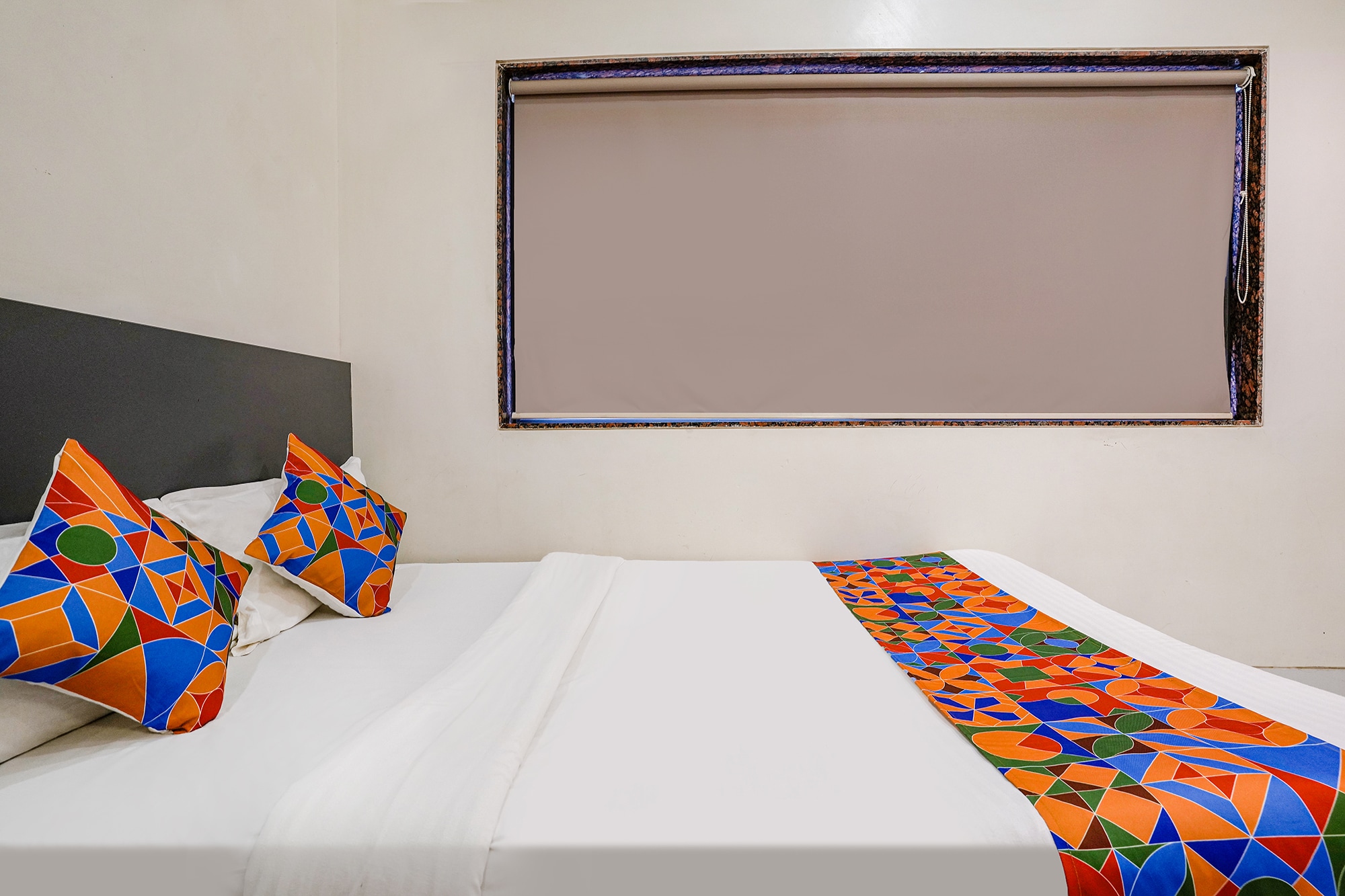 FabHotel Ansh - Tap to explore photos