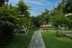 Royad Farm Resort
