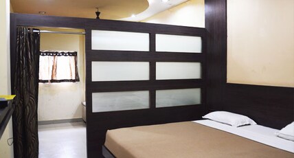 HOTEL GANAPATHI Room Type - CLUB ROOM