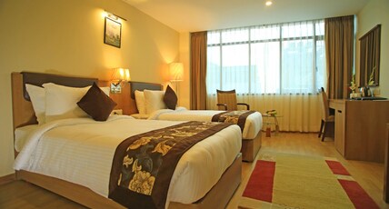 Hotel Mirage Regency Room Type - Deluxe Twin Room