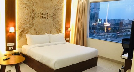 Hotel Trenor Room Type - EXECUTIVE ROOM WITH CITY VIEW