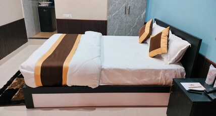 Hotel Infinity Room Type - Deluxe Room AC