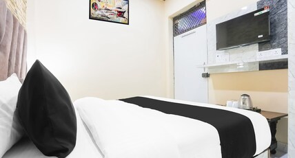 HOTEL O RATRAKSH Room Type - Classic