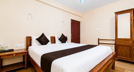 THE ABODE BY BROWN TREE RESORTS Room Type - Deluxe Room